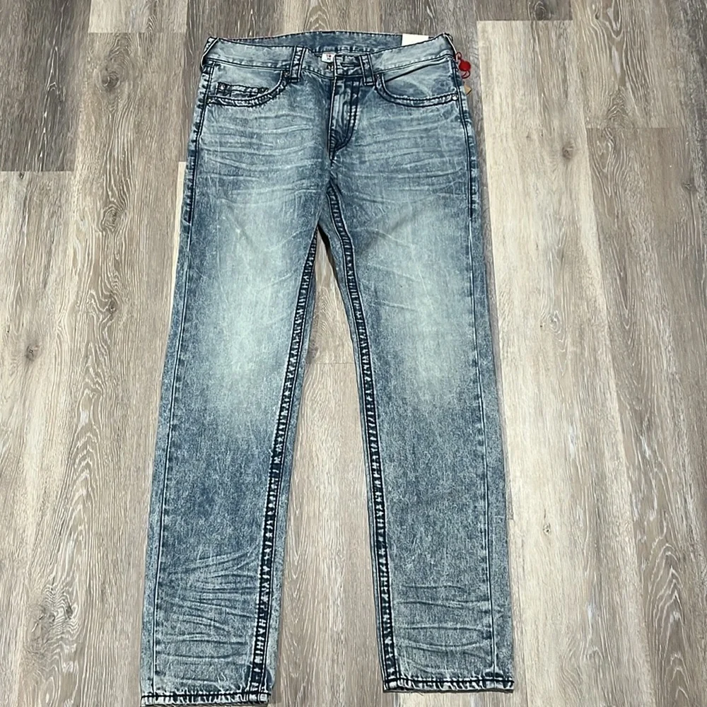 True Religion Mens new with tags jean waist 33